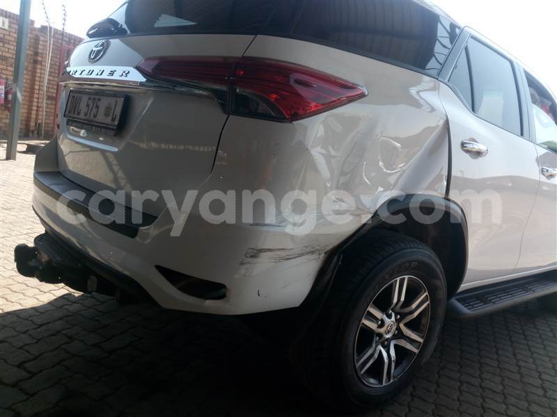 Big with watermark toyota fortuner namibia grootfontein 25476