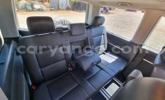 Buy Used Volkswagen Caravelle Silver Car in Swakopmund in Namibia Buy Used Volkswagen Caravelle Silver Car in Swakopmund in Namibia