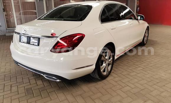 Buy Used Mercedes-Benz C–Class White Car in Windhoek in Namibia Buy Used Mercedes-Benz C–Class White Car in Windhoek in Namibia