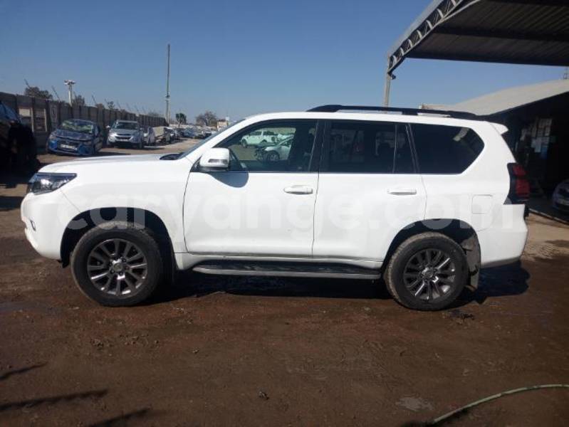 Big with watermark toyota prado namibia swakopmund 25486