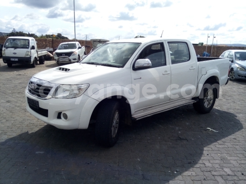 Big with watermark toyota hilux erongo karibib 25487