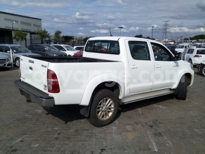 Big with watermark toyota hilux erongo karibib 25487