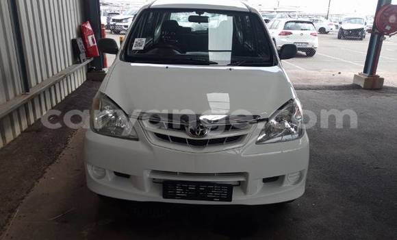 Buy Used Toyota Avanza White Car in Katima Mulilo in Caprivi