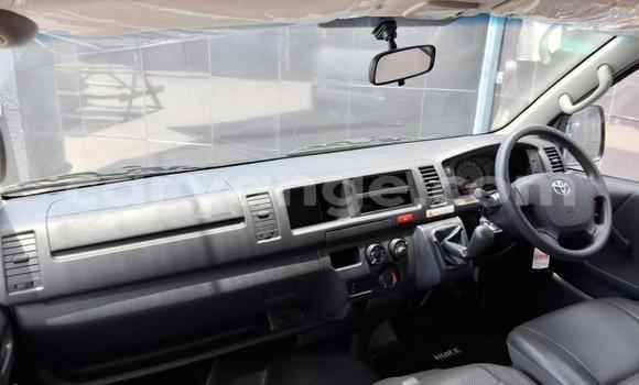 Acheter Occasion Voiture Toyota Hi Ace Blanc à Gobabis, Omaheke Acheter Occasion Voiture Toyota Hi Ace Blanc à Gobabis, Omaheke