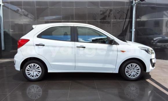 Acheter Occasion Voiture Ford Fiesta Blanc à Gobabis, Omaheke Acheter Occasion Voiture Ford Fiesta Blanc à Gobabis, Omaheke