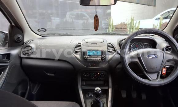 Acheter Occasion Voiture Ford Fiesta Blanc à Gobabis, Omaheke Acheter Occasion Voiture Ford Fiesta Blanc à Gobabis, Omaheke