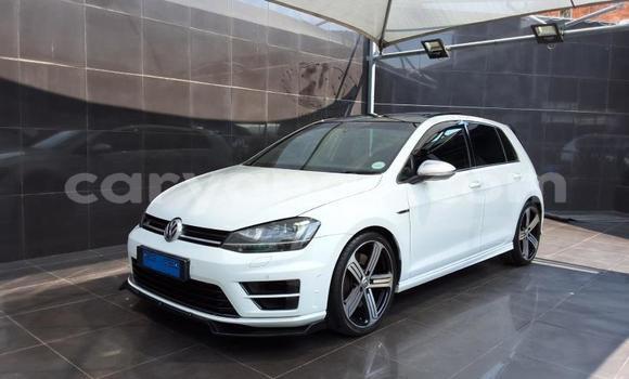 Buy Used Volkswagen Golf R White Car in Gobabis in Omaheke