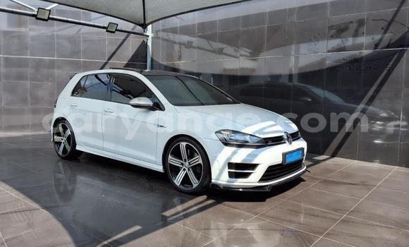 Acheter Occasion Voiture Volkswagen Golf R Blanc à Gobabis, Omaheke Acheter Occasion Voiture Volkswagen Golf R Blanc à Gobabis, Omaheke