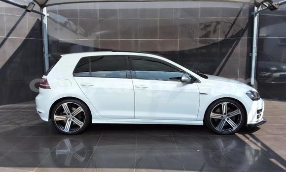Acheter Occasion Voiture Volkswagen Golf R Blanc à Gobabis, Omaheke Acheter Occasion Voiture Volkswagen Golf R Blanc à Gobabis, Omaheke