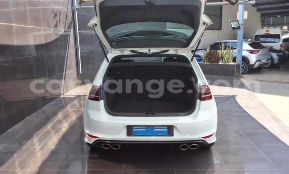 Acheter Occasion Voiture Volkswagen Golf R Blanc à Gobabis, Omaheke Acheter Occasion Voiture Volkswagen Golf R Blanc à Gobabis, Omaheke