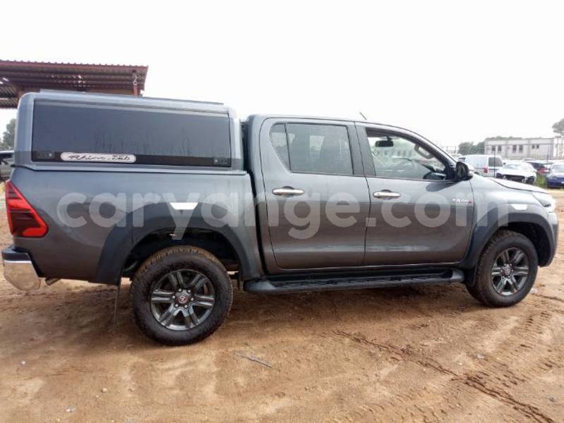 Big with watermark toyota hilux namibia swakopmund 25504
