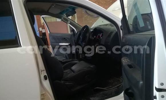 Buy Used Toyota Hilux White Car in Katima Mulilo in Caprivi Buy Used Toyota Hilux White Car in Katima Mulilo in Caprivi