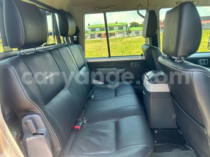 Big with watermark toyota land cruiser namibia swakopmund 25509