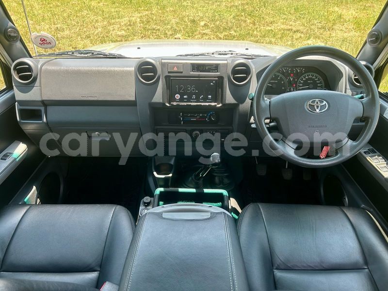 Big with watermark toyota land cruiser namibia swakopmund 25509