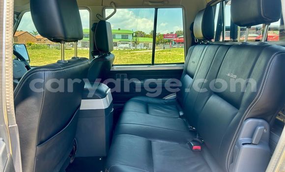 Buy Used Toyota Land Cruiser Blue Car in Swakopmund in Namibia Buy Used Toyota Land Cruiser Blue Car in Swakopmund in Namibia