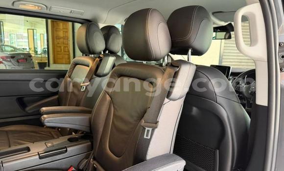 Buy Used Mercedes-Benz V-klasse Other Car in Gobabis in Omaheke Buy Used Mercedes-Benz V-klasse Other Car in Gobabis in Omaheke