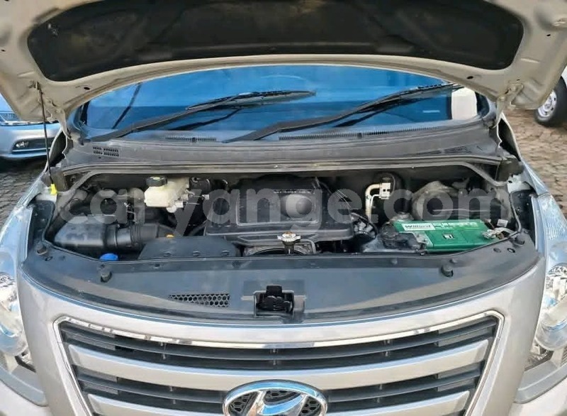 Big with watermark hyundai h1 omaheke gobabis 25517
