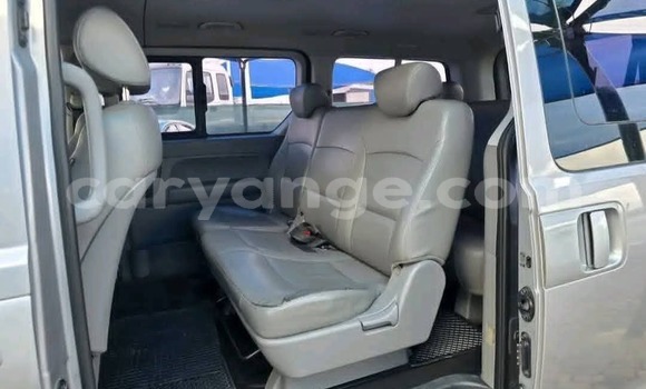 Buy Used Hyundai H1 Silver Car in Gobabis in Omaheke Buy Used Hyundai H1 Silver Car in Gobabis in Omaheke