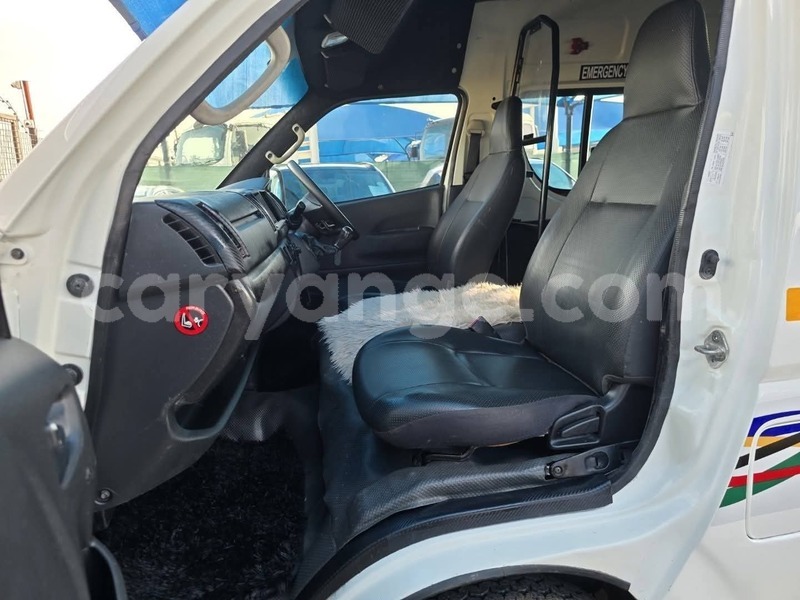 Big with watermark toyota hi ace omaheke gobabis 25519