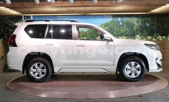 Buy Used Toyota Land Cruiser Prado White Car in Ongandjera in Omusati Buy Used Toyota Land Cruiser Prado White Car in Ongandjera in Omusati