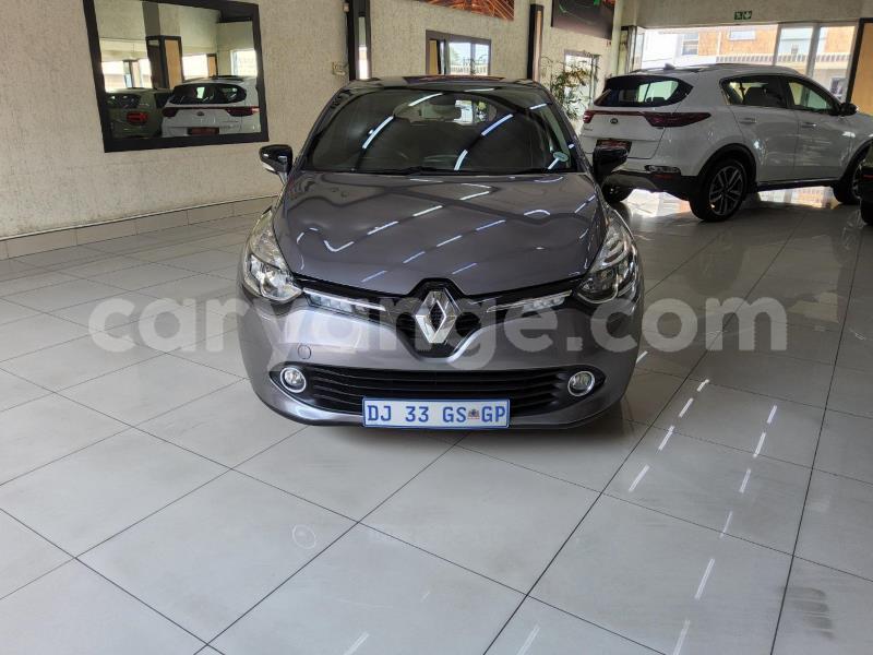 Big with watermark renault clio omaheke gobabis 25526