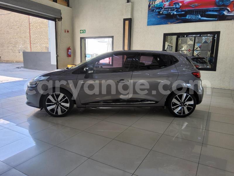 Big with watermark renault clio omaheke gobabis 25526