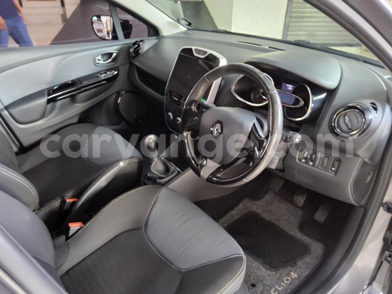 Big with watermark renault clio omaheke gobabis 25526