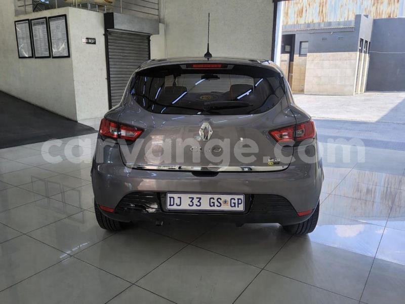 Big with watermark renault clio omaheke gobabis 25526