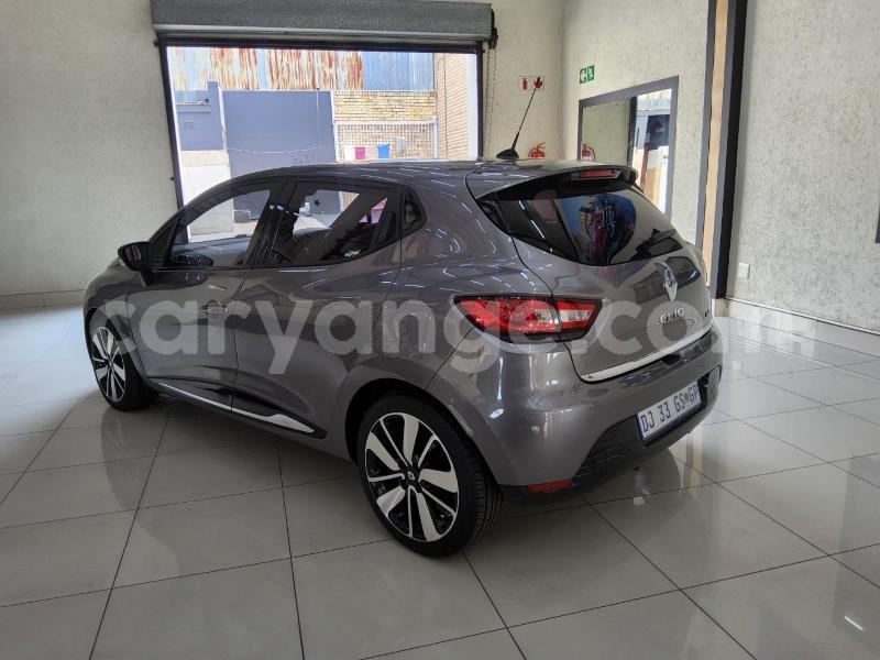 Big with watermark renault clio omaheke gobabis 25526
