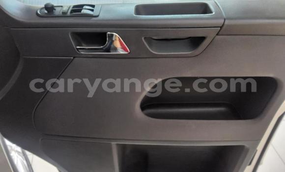 Buy Used Volkswagen Caravelle White Car in Gobabis in Omaheke Buy Used Volkswagen Caravelle White Car in Gobabis in Omaheke