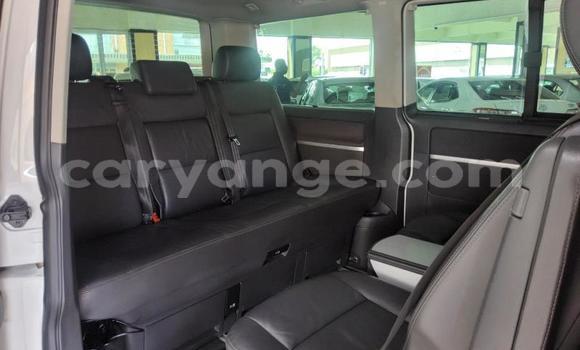 Buy Used Volkswagen Caravelle White Car in Gobabis in Omaheke Buy Used Volkswagen Caravelle White Car in Gobabis in Omaheke