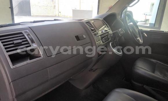 Buy Used Volkswagen Caravelle White Car in Gobabis in Omaheke Buy Used Volkswagen Caravelle White Car in Gobabis in Omaheke