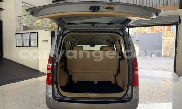 Buy Used Hyundai H1 Silver Car in Gobabis in Omaheke Buy Used Hyundai H1 Silver Car in Gobabis in Omaheke