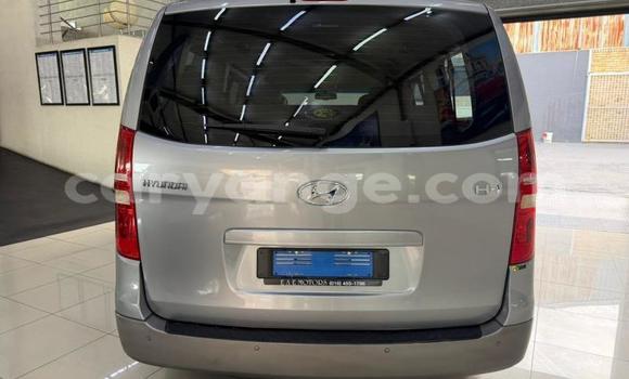 Buy Used Hyundai H1 Silver Car in Gobabis in Omaheke Buy Used Hyundai H1 Silver Car in Gobabis in Omaheke