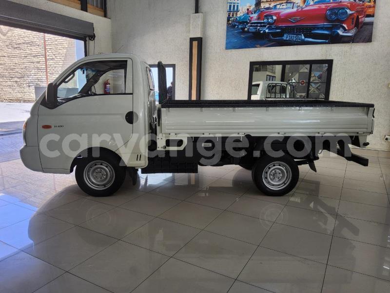 Big with watermark hyundai h1 omaheke gobabis 25529