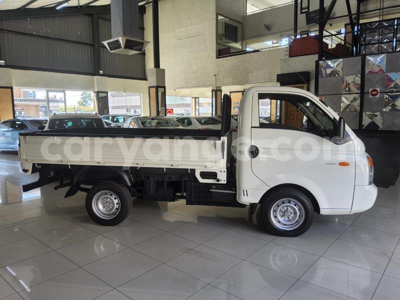 Big with watermark hyundai h1 omaheke gobabis 25529