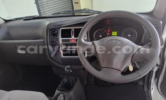 Buy Used Hyundai H1 White Car in Gobabis in Omaheke Buy Used Hyundai H1 White Car in Gobabis in Omaheke