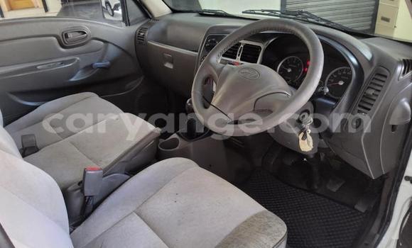 Buy Used Hyundai H1 White Car in Gobabis in Omaheke Buy Used Hyundai H1 White Car in Gobabis in Omaheke