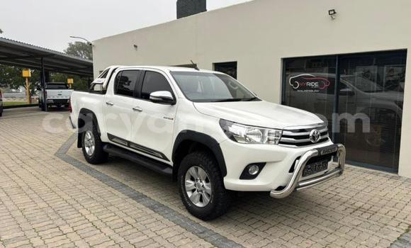 Buy Used Toyota Hilux White Car in Windhoek in Namibia Buy Used Toyota Hilux White Car in Windhoek in Namibia