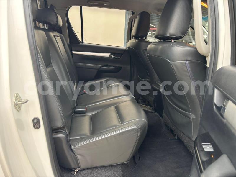 Big with watermark toyota hilux namibia windhoek 25541