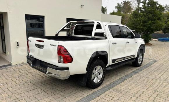 Buy Used Toyota Hilux White Car in Windhoek in Namibia Buy Used Toyota Hilux White Car in Windhoek in Namibia
