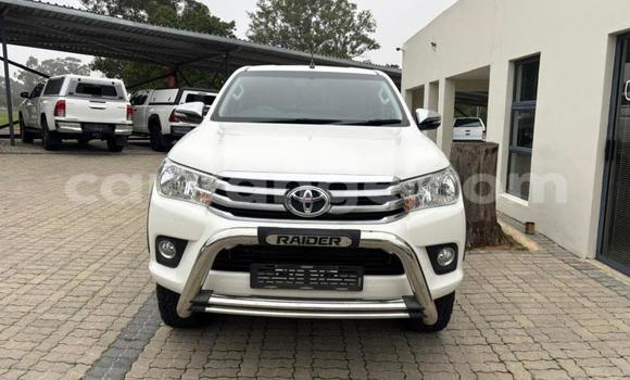 Buy Used Toyota Hilux White Car in Windhoek in Namibia Buy Used Toyota Hilux White Car in Windhoek in Namibia