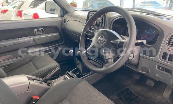 Buy Used Nissan NP 300 White Car in Gobabis in Omaheke Buy Used Nissan NP 300 White Car in Gobabis in Omaheke