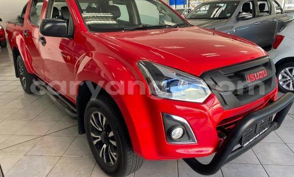 Buy Used Isuzu D–MAX Red Car in Gobabis in Omaheke