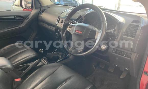 Buy Used Isuzu D–MAX Red Car in Gobabis in Omaheke Buy Used Isuzu D–MAX Red Car in Gobabis in Omaheke