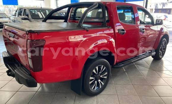 Buy Used Isuzu D–MAX Red Car in Gobabis in Omaheke Buy Used Isuzu D–MAX Red Car in Gobabis in Omaheke