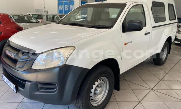 Buy Used Isuzu KB White Car in Gobabis in Omaheke Buy Used Isuzu KB White Car in Gobabis in Omaheke