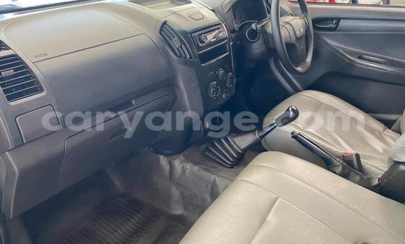Buy Used Isuzu KB White Car in Gobabis in Omaheke Buy Used Isuzu KB White Car in Gobabis in Omaheke