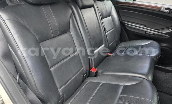 Buy Used Mercedes-Benz ML–Class White Car in Gobabis in Omaheke Buy Used Mercedes-Benz ML–Class White Car in Gobabis in Omaheke
