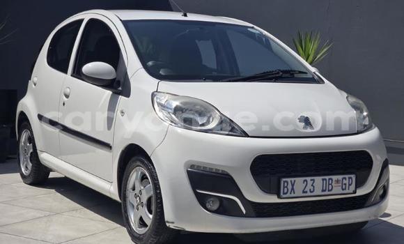 Buy Used Peugeot 107 White Car in Gobabis in Omaheke